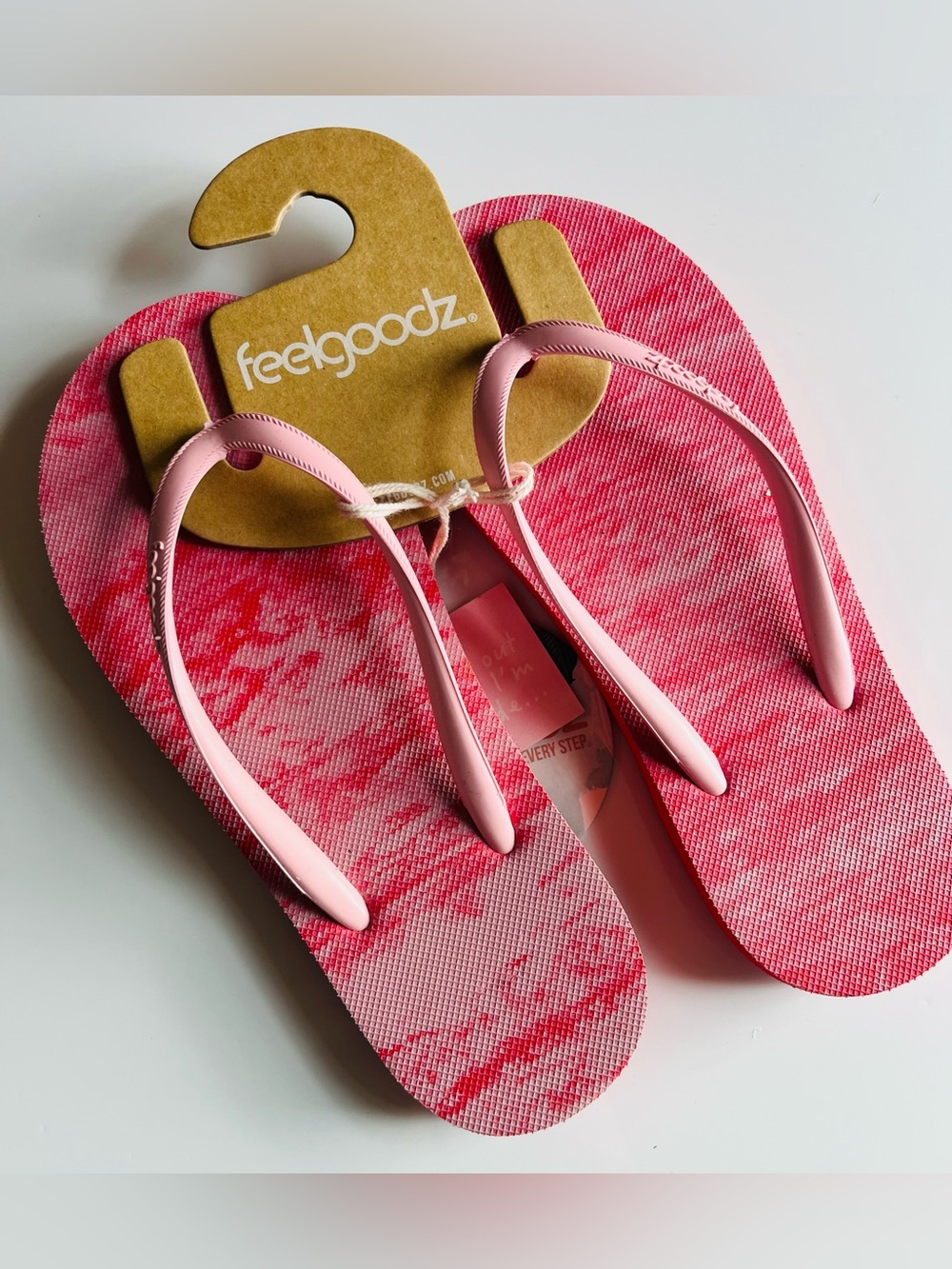 feelgoodz Pink Slimz Remix Flip Flops NWT